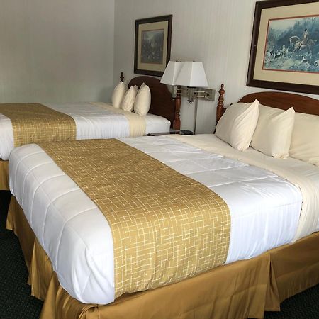 Travelodge By Wyndham Cape Cod Area West Dennis Ruang foto