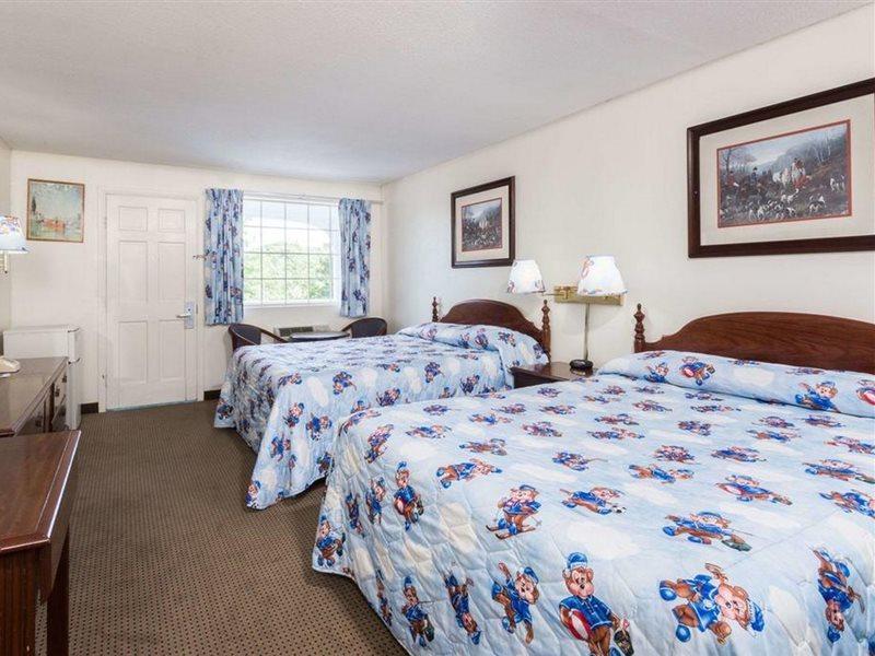 Travelodge By Wyndham Cape Cod Area West Dennis Bagian luar foto