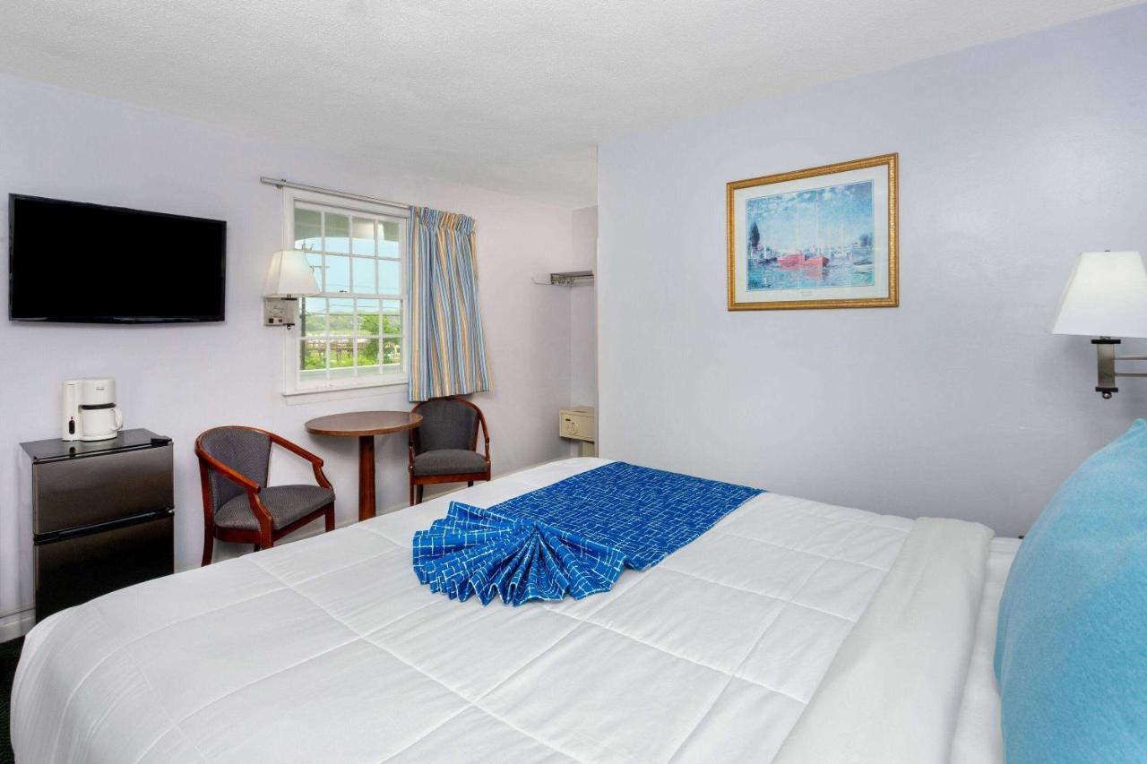 Travelodge By Wyndham Cape Cod Area West Dennis Bagian luar foto