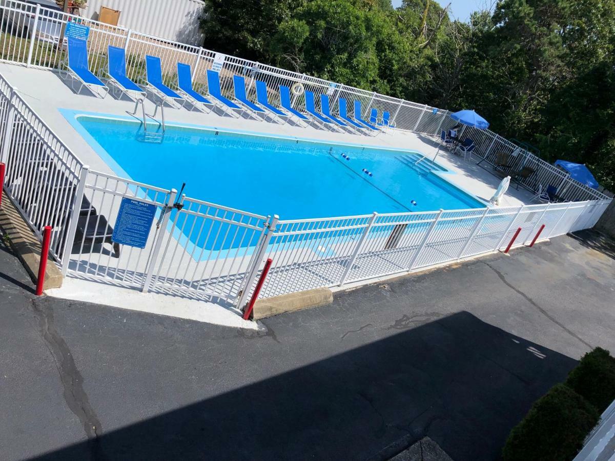 Travelodge By Wyndham Cape Cod Area West Dennis Bagian luar foto