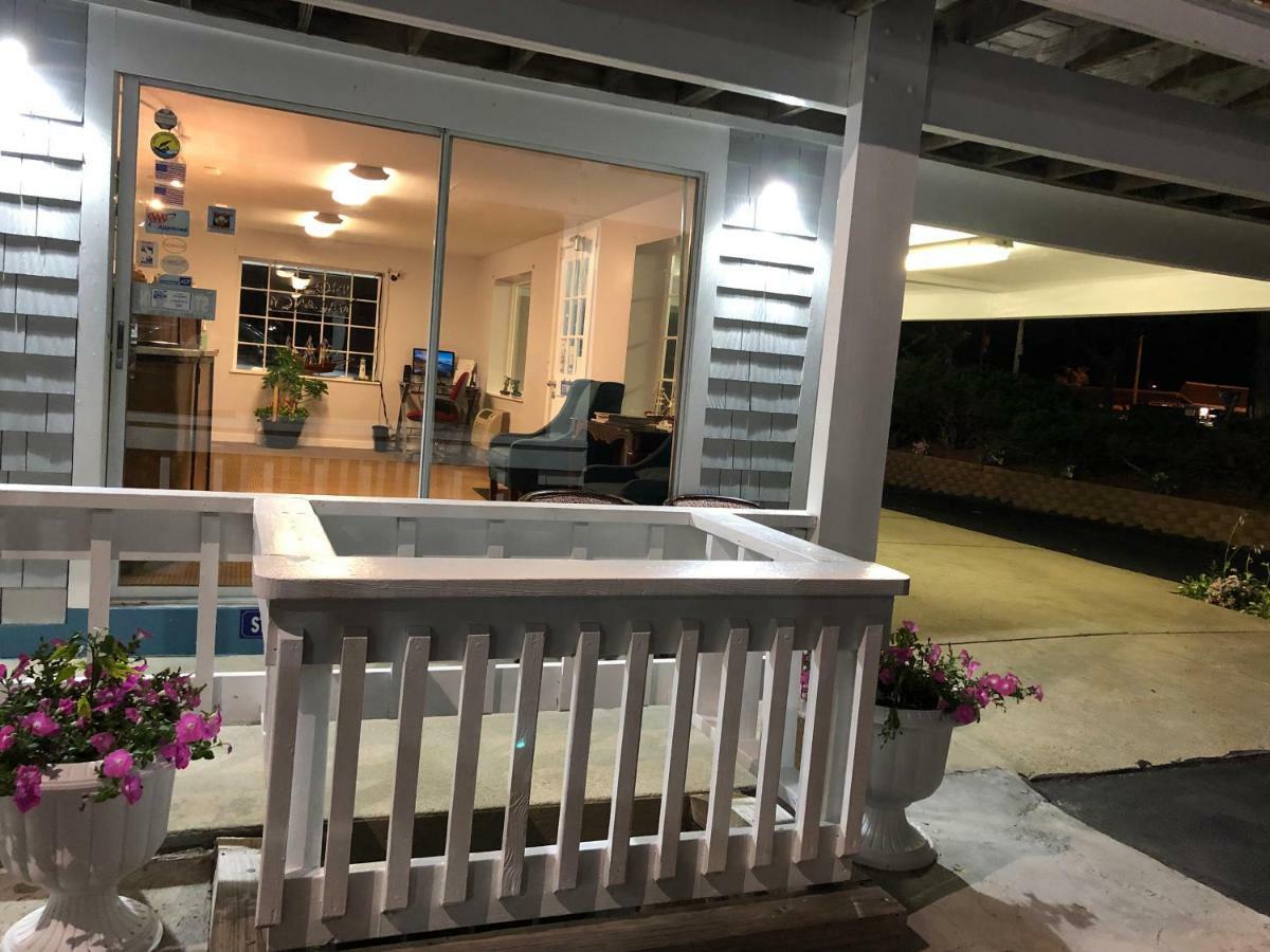 Travelodge By Wyndham Cape Cod Area West Dennis Bagian luar foto